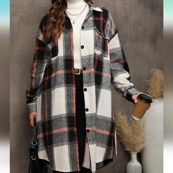 Women's Plaid Oversized Shirt Shacket Jacket 28W NWT - Picture 2 of 2